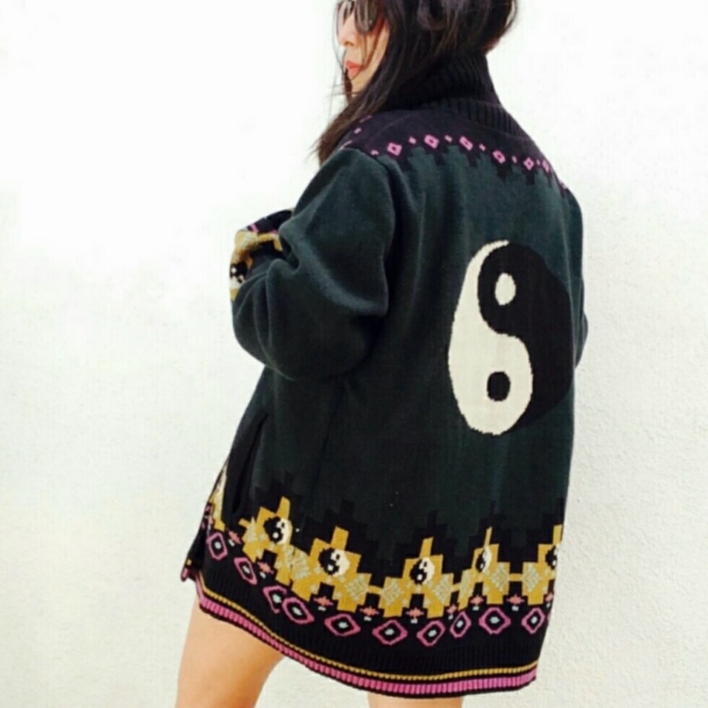 Vintage Urban Outfitters ying yang hippie cardigan